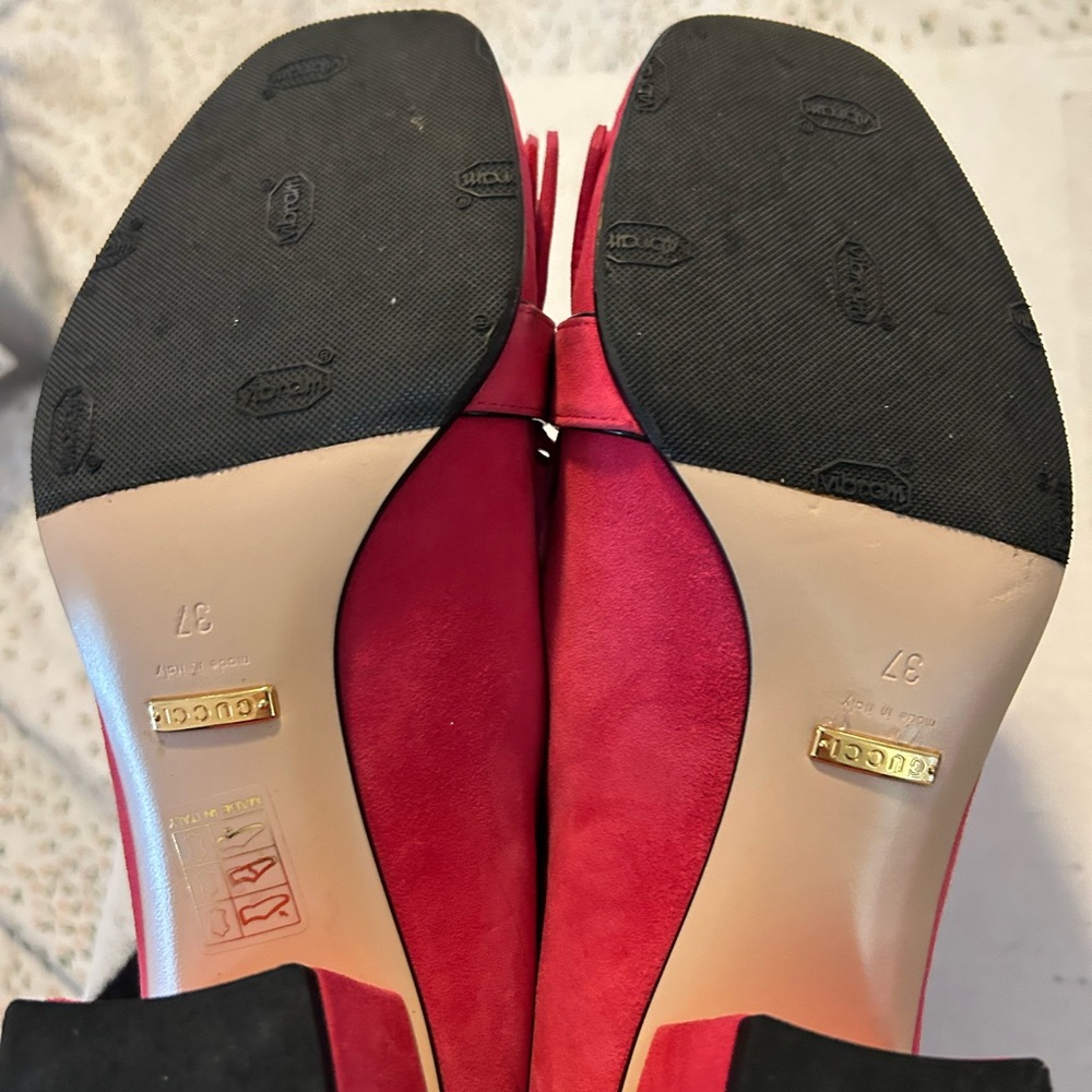 Gucci Pink Suede Fringe Loafers with Gold Double G - Picture 6 of 6
